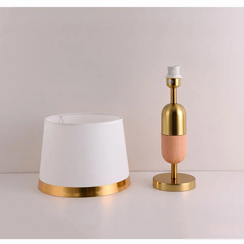 Bedside Table European Table Lamp Bedroom Study Lamp Light Luxury Creative Warm Simple Living Room Modern Led Decorative Lamp